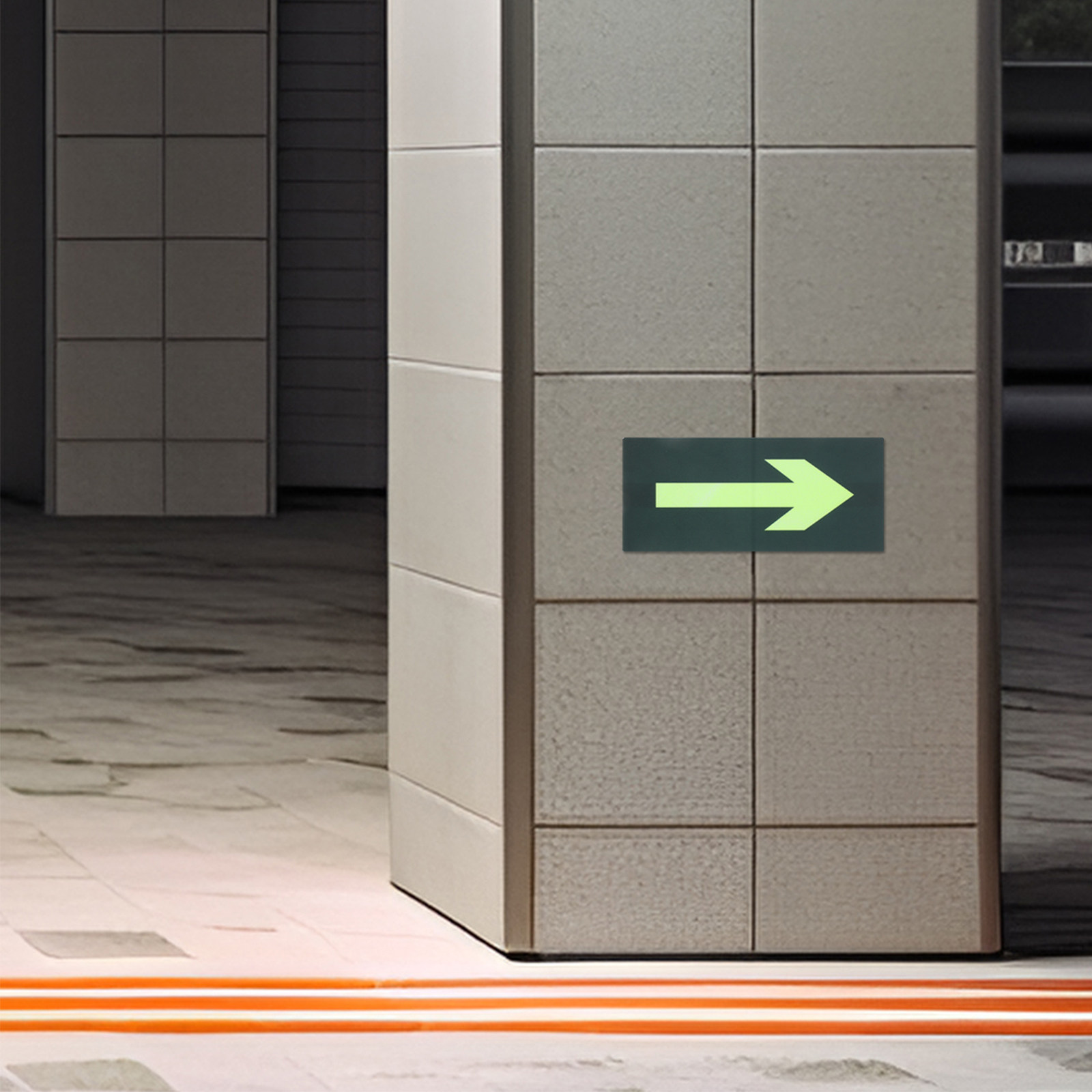 8 قطع من ملصقات السهام المضيئة - مراجعة Emergency Exit Sign وسعره