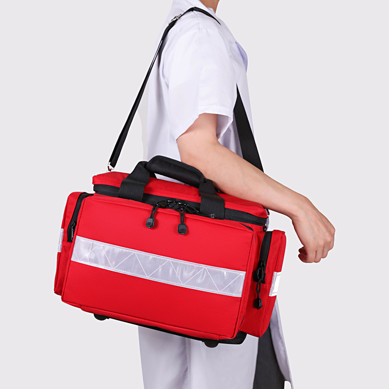مجموعة الإسعافات الأولية الخار - مراجعة First Aid Bag Kit وسعره